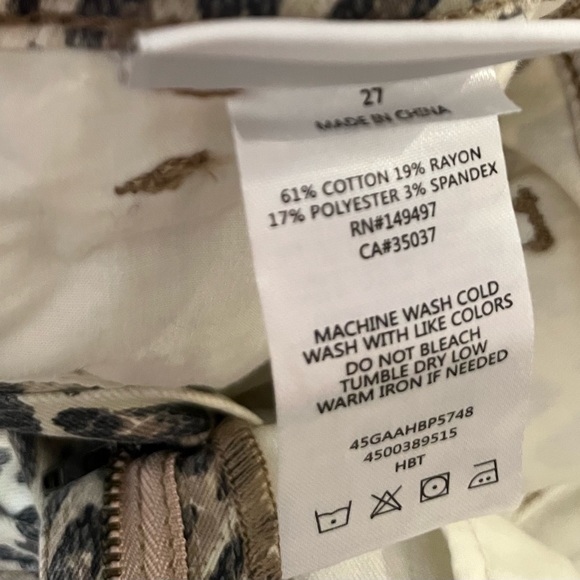 Joe’s Leopard print jeans - Picture 7 of 7